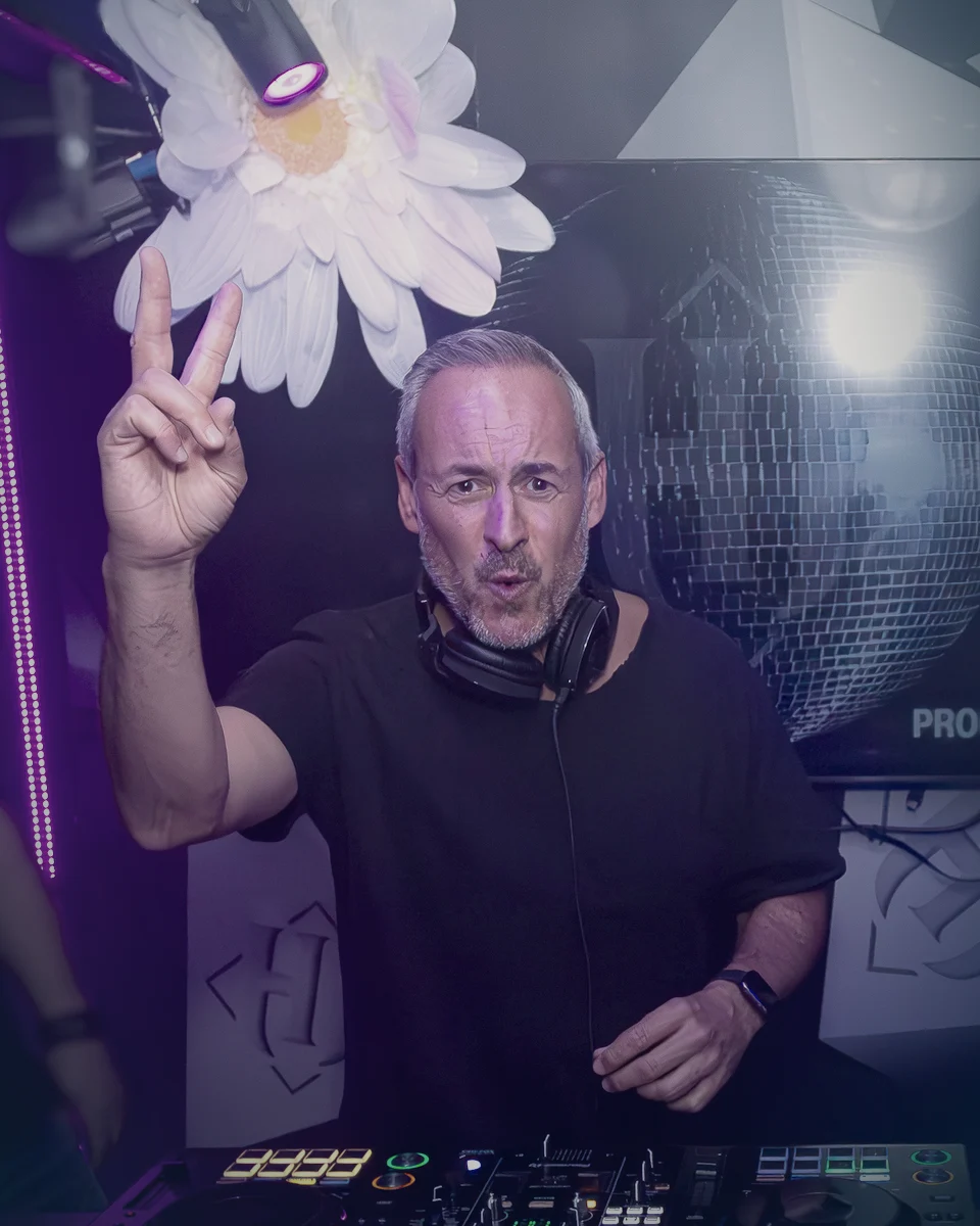 Dave Lambert – DJ au Happy Jack